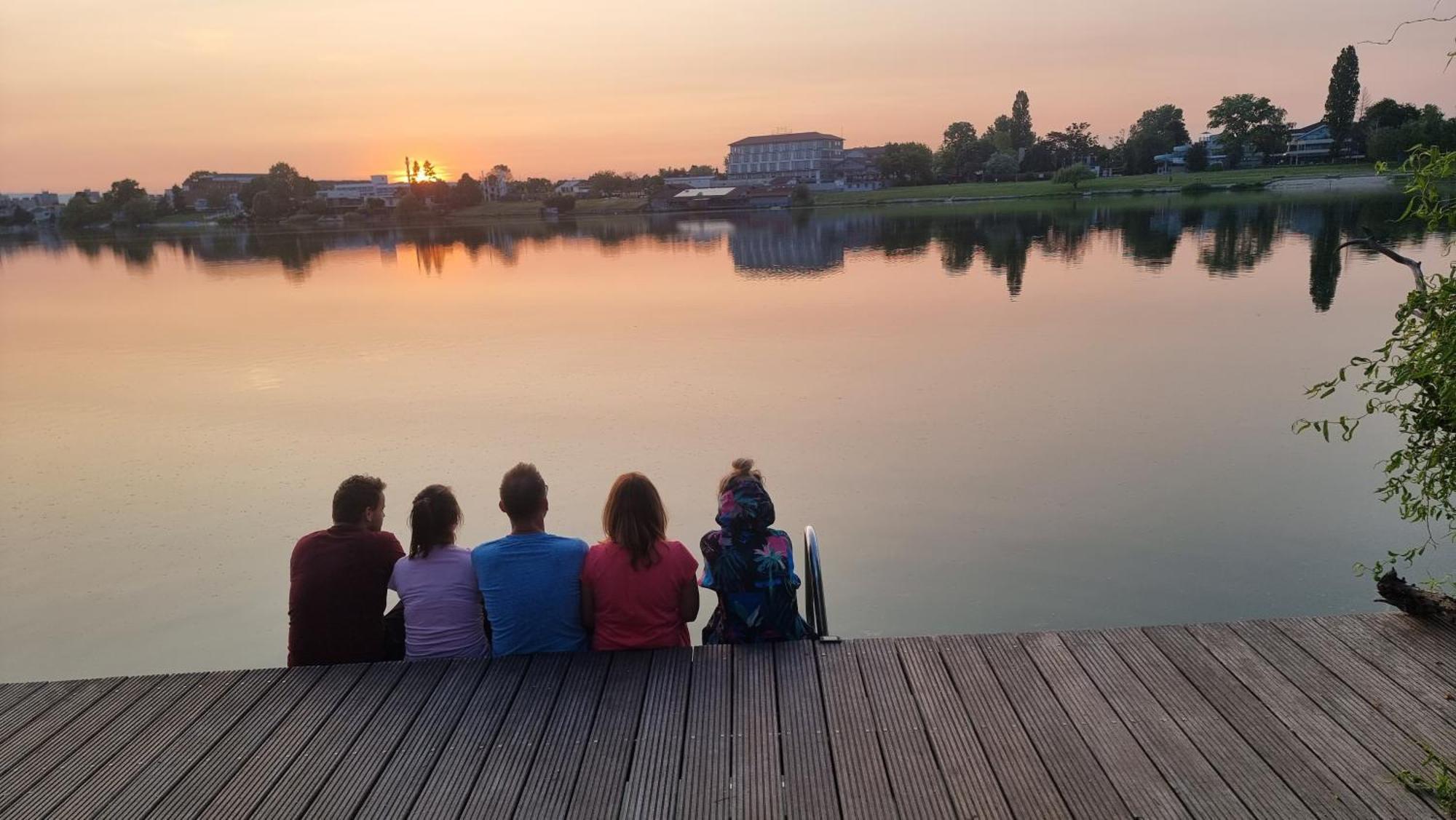 Topsenec-Lakeside Home Esterno foto