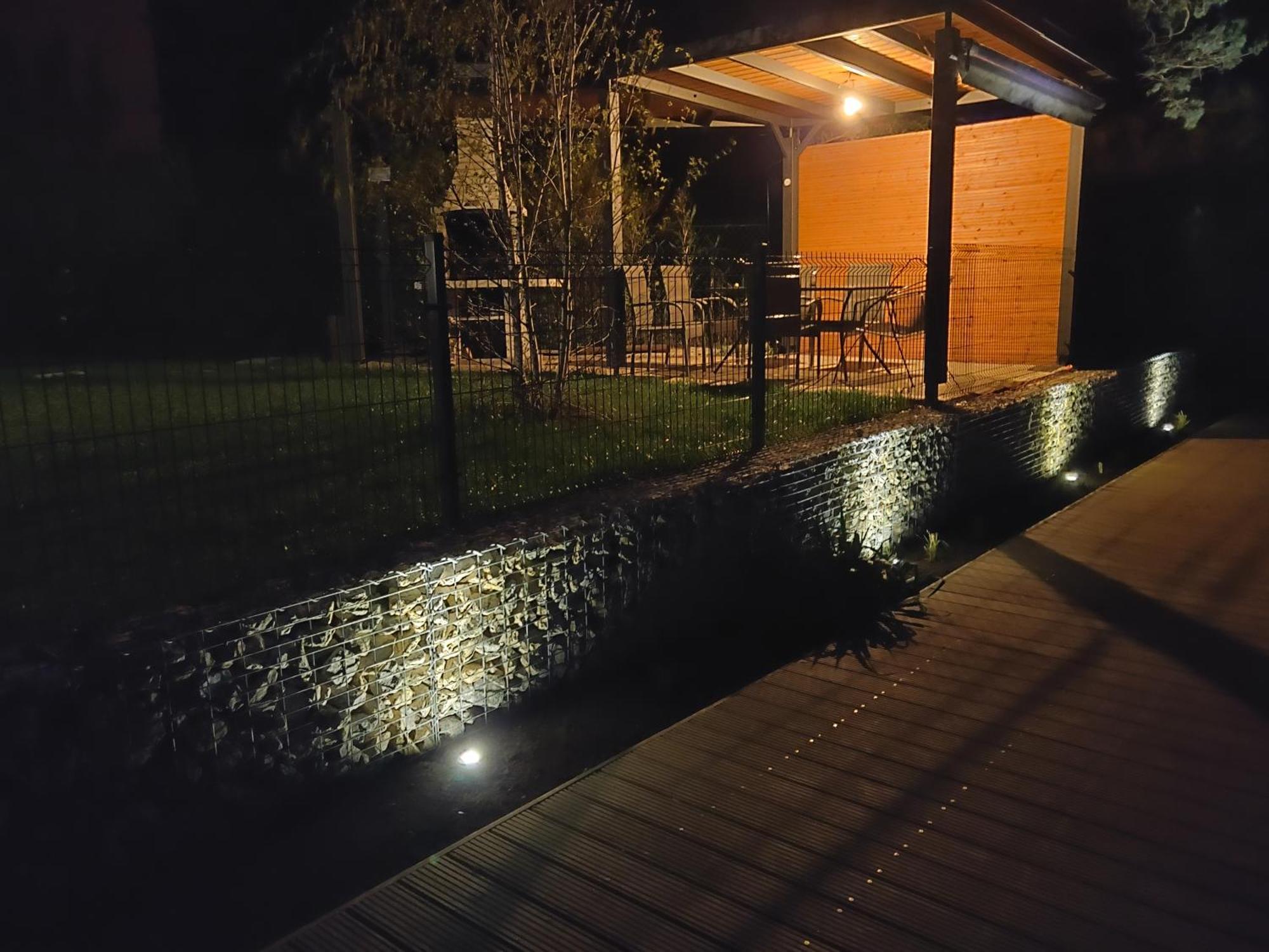Topsenec-Lakeside Home Esterno foto